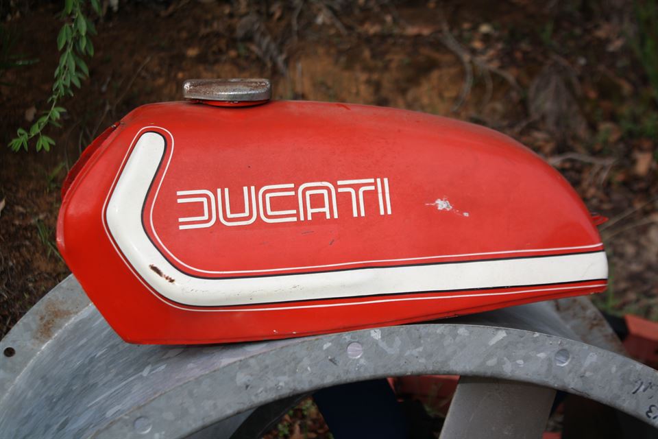 Ducati Sport 500 tank and seat